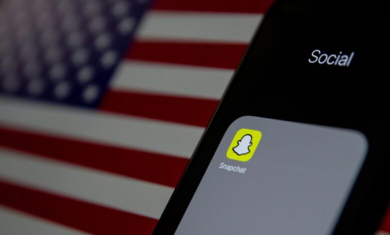 How To Change Your Name Color on Snapchat